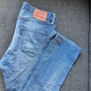 Levi's 501  Blue Jeans